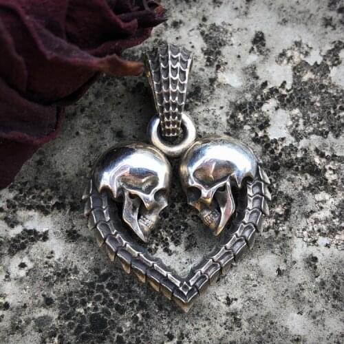 Personality Women Mens Stainless Steel Jewelry Gothic Double Skull Heart Pendant Couple Jewelry Party Biker Pendant Gifts