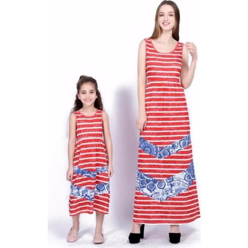 Spring and summer McConnell red and white check pattern abstract mosaic family dress long skirt parent-child clothes