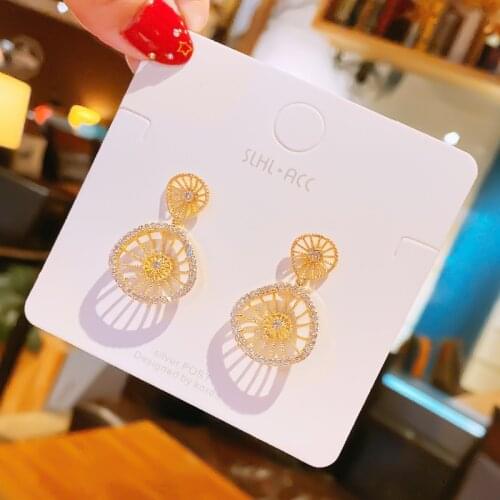 Exknl Fashion Korean Flower Earrings For Women Hollow Round Elegant Party Drop Earrings Crystal Jewelry 2020 Brincos Bijoux Gift