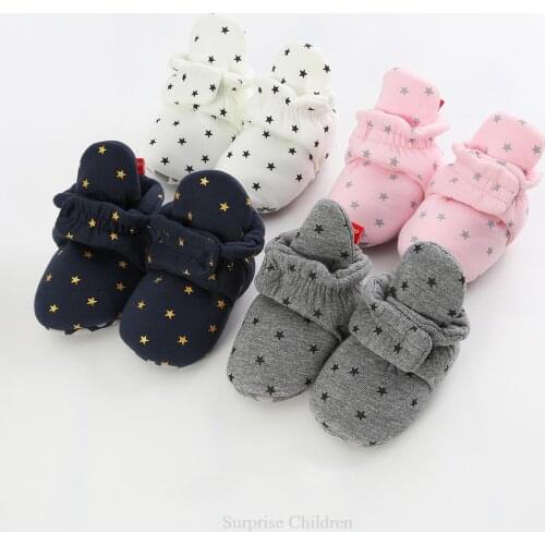 Winter Baby Crib Soft Bottom Shoes Baby Girl Little Shoes Spring Autumn Childrens Outdoor Play Sneakers Newborn Baby Accesories