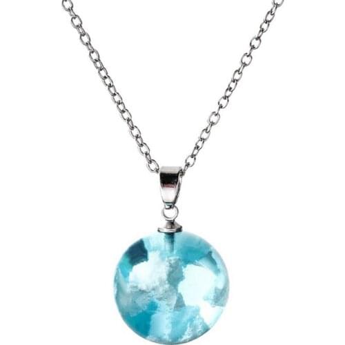 Glow In the Dark White Clouds Blue Sky Resin Glass Ball Universal Ball Pendant Necklace Luminous Fashion Jewelry Women