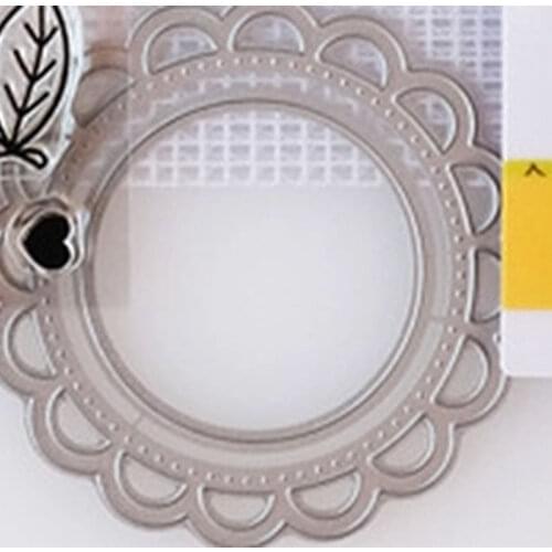 New 2021 Round Wreath Cutting Dies for DIY Scrapbooking Crafts Dies Cut Stencils Maker Photo Album Template Handmade Decoration