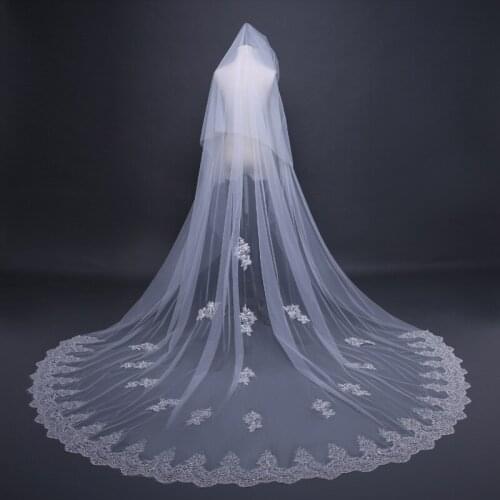 Wedding Veils 3.8m Super Long Cathedral Veil Sequin Flower Lace Edge Bridal Veil With Hair Comb Off White And Pure White 2color