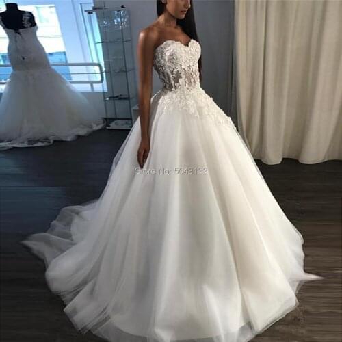 Vintage Lace Appliques Ball Gown Wedding Dresses 2021 Sweetheart Bodice Tulle Wedding Bridal Gowns Sleeveless Bride Dress
