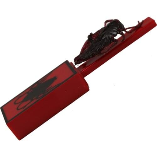 1 pcs/lot Terror Cockroach Illusion Close Up Street Magic Trick Gimmick Props Cockroach Paddle Toy fun game magie magista trucos