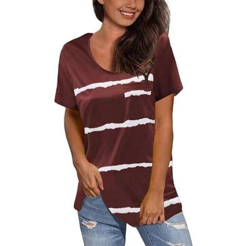 066C Women Summer Short Sleeve Scoop Neck T-Shirts Gradient Striped Printed Casual Pullover Tops Loose Fit Tunics Tee Shirts