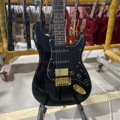 ST Electric Guitar Black Color Golden Hardware Rosewood Fingerboard High Quality Guitarar Free Shipping