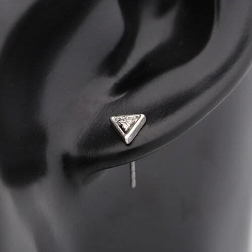2019 minimalist simple fashion small earring stud Imitation silver plated stud earring metal triangle with crystal rhinestones