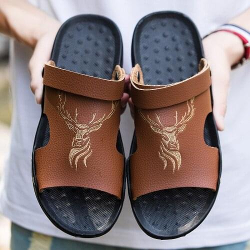 Mens Summer Non-slip Sandals and Slippers Personality Trend Casual Outdoor Beach Shoes Mens Sandals Overshoes Men Sandals