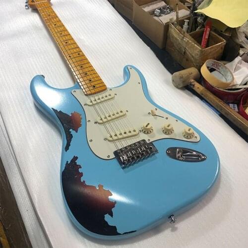 Factory custom hand-carved electric guitar vintage old two-color electric guitar real photo free delivery