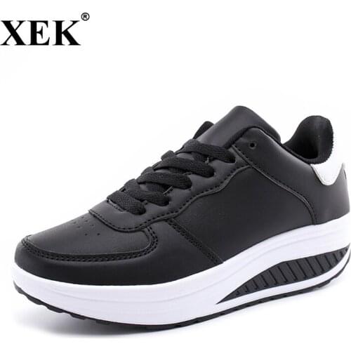 XEK Big Size tenis feminin Women Flat Platform Shoes Woman White Shoes Fitness Loafers Slip on Moccasins Swing Shoes woman ST207