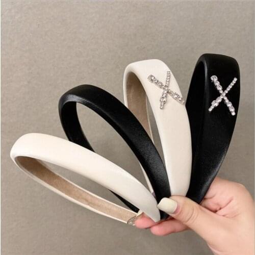 New retro hairbands black and white two-color autumn heightening leather thick sponge headbands