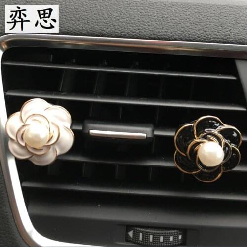 Classic black and white Metallic flowers Automobile styling Perfume Ornaments Ladies car air freshener Air conditioner perfume