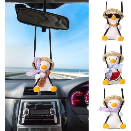 1PC Fashion Straw Hat Swing Duck Car Hanging Ornament Straw Hat School Bag Duck Interior Rearview Mirrors Charms Pendant Decor