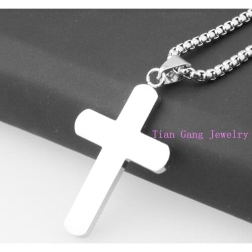 New Vintage Stainless Steel Necklaces New Brand Men Religious Cross Pendant Necklaces Fashion Never Fade Silver Color Jewelry
