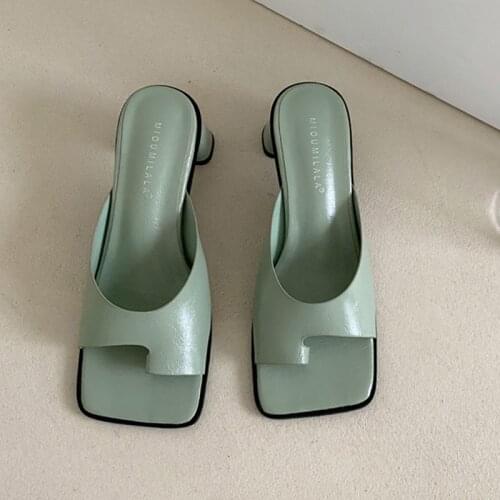 2021 Female Slippers Shoes Women Square Heels Sandals Shoes Ladies Sliders Fashion High Heels Woman Slippers Flip Flops Pumps