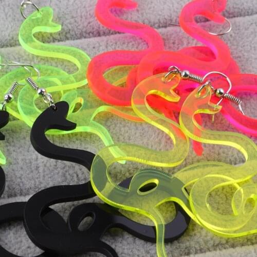Punk Neon Green Yellow Twisted Acrylic Snake Drop Earrings for Women Girls Geometric Snakes Long Dangle Earings Fashion Jewelry