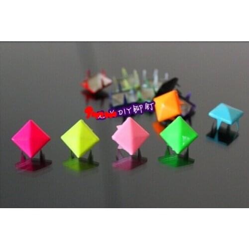 Wholesale 500pcs 10 Color Mixed Colorful Painted rivets,9mm neon spikes and studs for Bags,bracelets,clothes