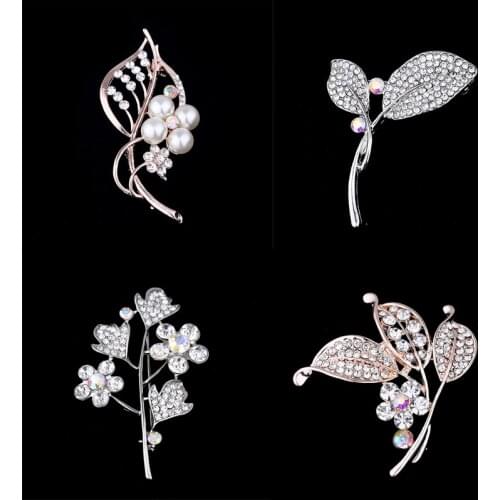 Crystal Rhinestone Brooches for Women Simulated Pear Gold Color Leaf Flower Elegant New Pins and Brooches
