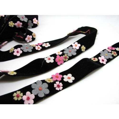 1 Inch Felt Flower with Yarn Embroidery on Black Velvet Ribbon|Sewing|Quilting|Craft Supplies|Hair Accessories|Necklace DIY