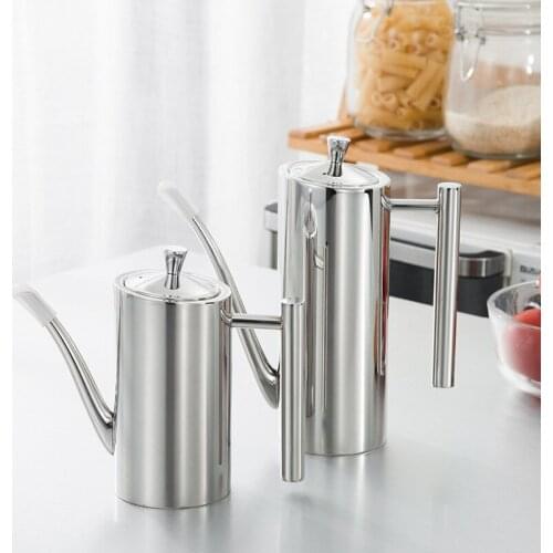 304 stainless steel oil pot for household use, soy sauce bottle, seasoning bottle, sesame oil bottle, vinegar pot, leakproof