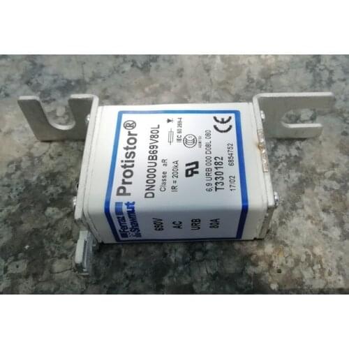 Fuses: DN000GB69V16L 6,9 gRB 000 D08L/016 X330277 / DN000GB69V20L J330173 / DN000GB69V25L K330174 / DN000GB69V32L L330175 aR