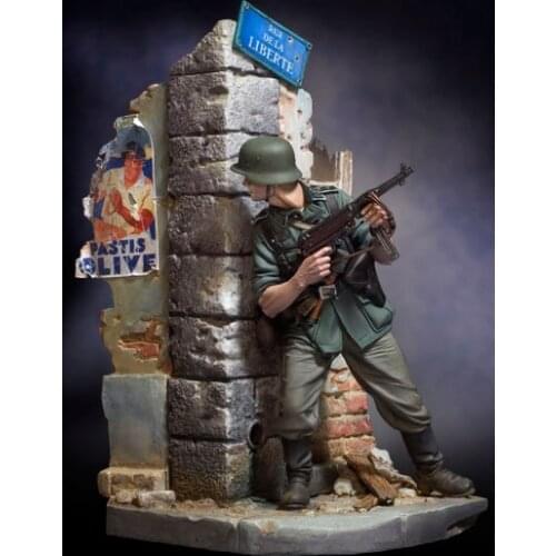 1/18 Resin Figure Building Kit Soldier (included base)