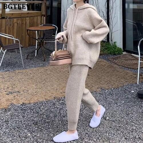 BGTEEVER Autumn Winter Women Sweater Set Casual 2 Pieces Knitted Set Female Hooded Sweater & Elastic Waist Harm Pants 2021