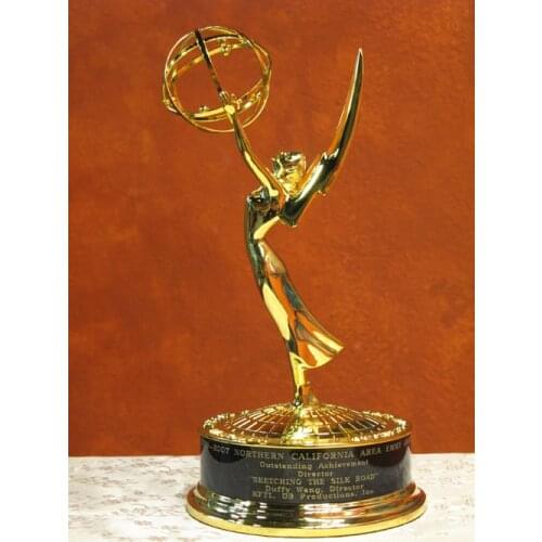 Real 1:1 28CM Metal Emmy Trophy Factory Directly Sales Emmy trophy Academy Award of Merit Free DHL shipment Christmas gift
