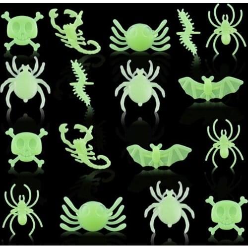 Halloween Decoration Children Novelty Gag Toys Glow In The Dark Toy Luminous Spider Centipede Ghost Head Bat Ring Costume Props