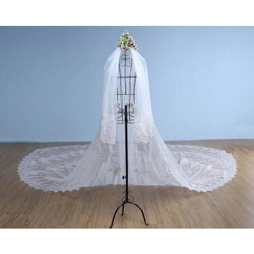 Gorgeous Lace Bridal Veil Two-layer White Veil Lace Edge Cathedral Ivory Wedding Veil