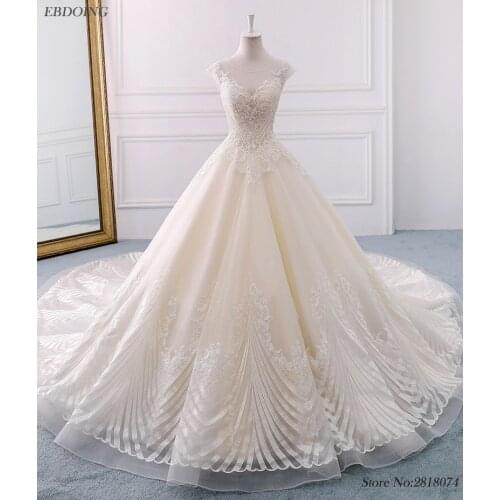 Noble Ball Gowns Plus Size Wedding Dress Chapel Train Bride Wedding Scoop Neckline Short Sleeves Ves tidos De Novia With Beaded