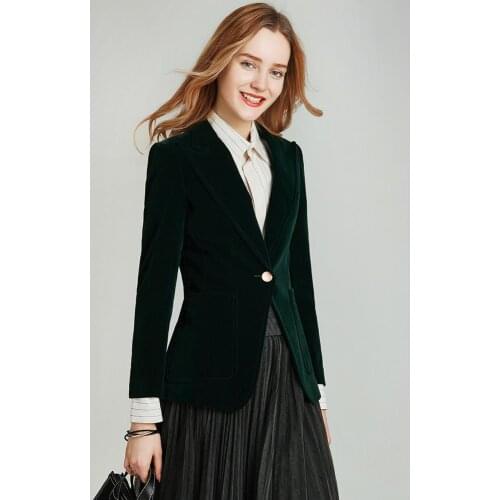 HAVVA Autumn and Winter New Velvet Women’s Short Waist 100% Polyester Jacket with Tailored Collar W4214