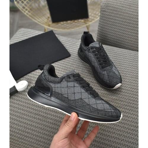 European station 2021 fashion new mesh breathable small white shoes lace casual sports shoes womens shoes for traveling