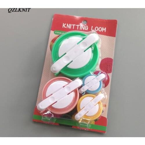 QZLKNIT 4pcs/set Different Sizes Round Pompom Maker Fluff Ball Weaver Tools DIY Knitting Tool Suitable for Hat Scarf Decoration
