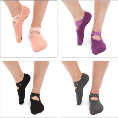 2018 Hot Sell Round Yoga Socks Ladies Ballet Dancing Socks Anti-slip Sports Cotton Socks With Ribbons Fitness Socks Slippers