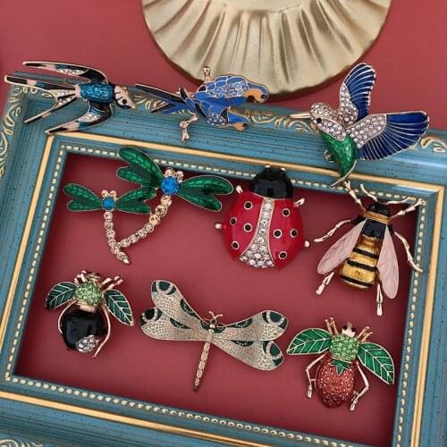 Insect Ladybug Butterfly Swallow Birds Dripping Glaze Brooch Pins For Christmas Gifts Cloth Collar Accessories