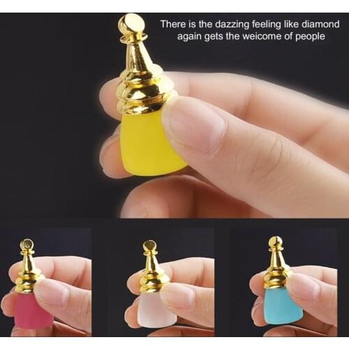 Showing Shelf Magnetic Nail Holder Tips Practice Training Display Stand Crystal Holders Alloy False Nails Showing Manicure Tools