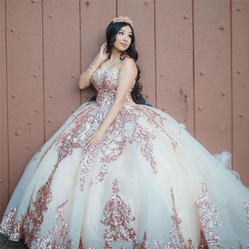 2022 Champagne Sparkly Ball Gown Quinceanera Dresses Bridal Boutique Sweetheart Sequines Applique Sweet 15 16 Dress Party Wear