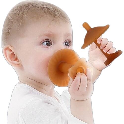 Imitation Breast Milk Baby Pacifier and Pacifier Clips Super Soft Silicone Baby Infant 6-18 months Pacifier Personalized Nipple