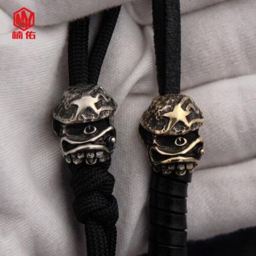 1 Pcs Hand Carved EDC Hanging Beads Sterling Angry Monkey Knife Bead Umbrella Rope Bead Flashlight Beads Handmade DIY Ornaments