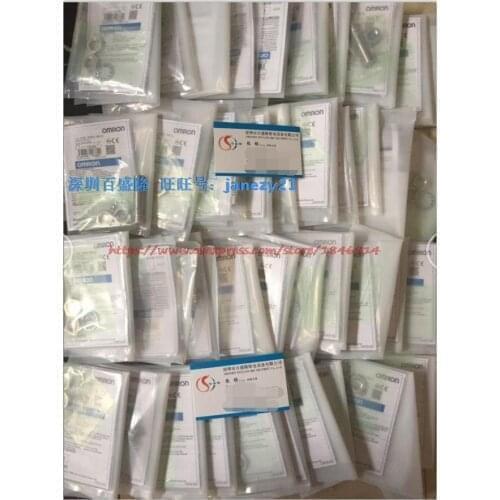 Original Brand New Genuine Photoelectric Switch E2EM-X2C2