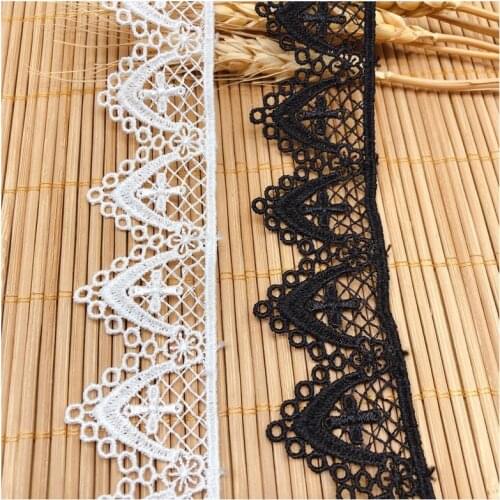 1Yards Embroidery Lace Fabric 3cm Lace Trim White Black Lace Fabric Lace Ribbon Guipure Crafts DIY Sewing Trimmings Dress L001