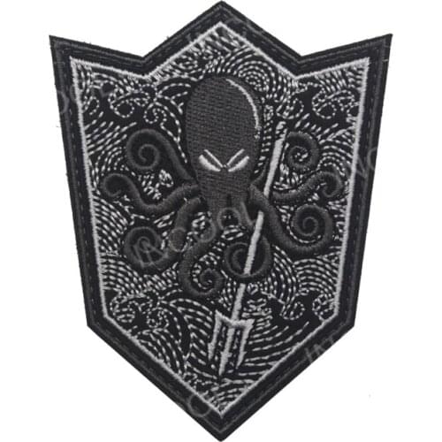 3D Embroidery Patch Octopus Patch Hook & Loop Fastener Military Tactical Emblem Appliques Embroidered Badges 9*7 CM