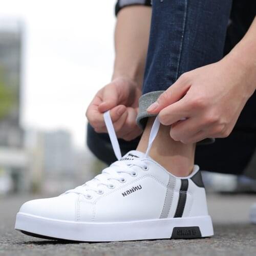 Men Shoes Summer New Men Fashion Sneakers Breathable Wear Resitant Casual Shoes High Quality Little White Shoes Vulcanized shoe