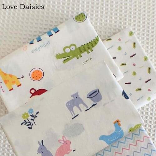 100% Cotton Twill WHITE Cartoon Livestock Grassland Forest Animals Color Chevron Wave Fabric for Handwork Kid Bedding Sheet Tent