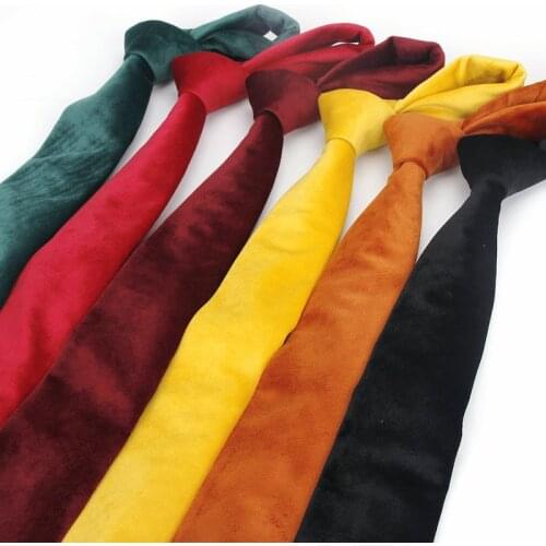 Brand New Fashion Velvet Thick Neck Ties for Women Mens Groom Wedding necktie Skinny Solid Color Gravatas Slim Black Cravat 7cm