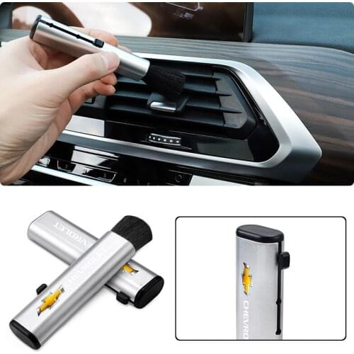 Car Styling Retractable Cleaning Brush Auto Air Outlet Dusting Brush For Chevrolet Captiva Sonic Tahoe Cruze Equinox Trax Malibu