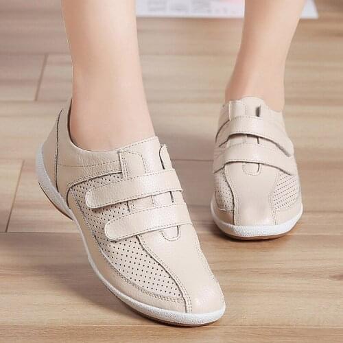 Autumn New Leather White Shoes Womens Retro Easy Matching Velcro Daddy Shoes Womens Shoes