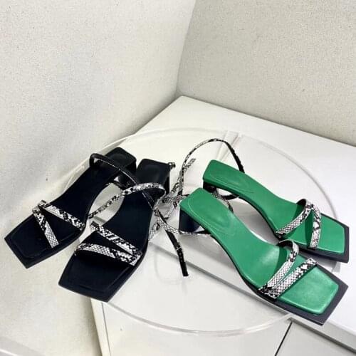 2021 New Summer Fashion Serpentine Design Narrow Band Women Rome Sandals Square High Heel Ladies Sandal Shoes Dress Slides